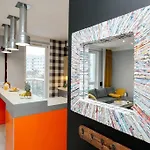 Modern, Spacious With Garage And Balcony * 华沙