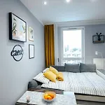 Modern, Spacious With Garage And Balcony *