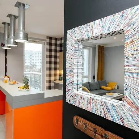 Modern, Spacious With Garage And Balcony * Warsaw