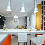 Modern, Spacious With Garage And Balcony Appartement