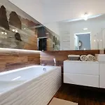 Modern, Spacious With Garage And Balcony Appartement