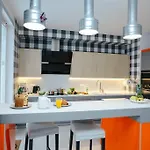 Modern, Spacious With Garage And Balcony *