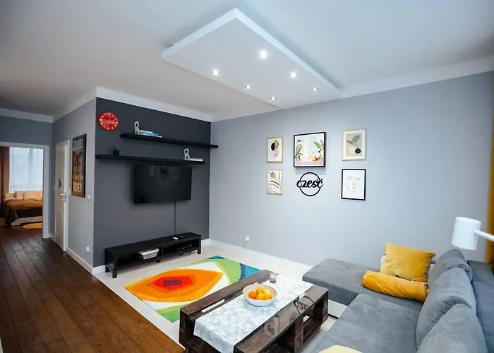 Apartman Modern, Spacious With Garage And Balcony Varsó