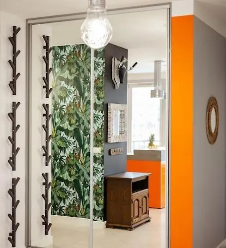 Modern, Spacious With Garage And Balcony Apartman