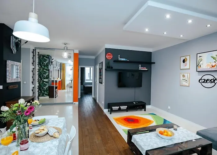 Modern, Spacious With Garage And Balcony Apartman