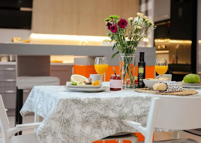 Modern, Spacious With Garage And Balcony Apartman *