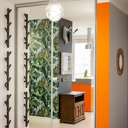 Modern, Spacious With Garage And Balcony Apartament